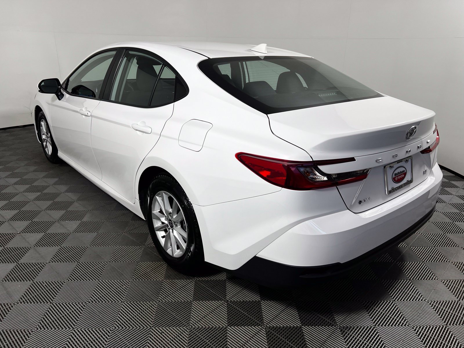 Certified 2025 Toyota Camry LE FWD image 7