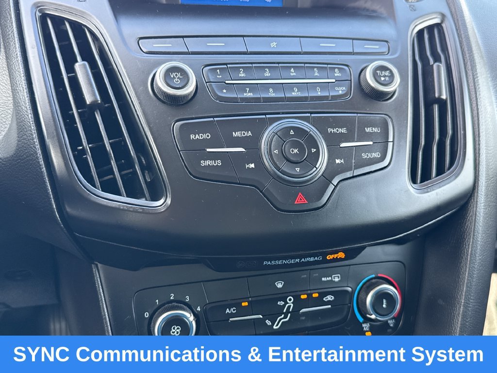 Used 2018 Ford Focus SE FWD image 20