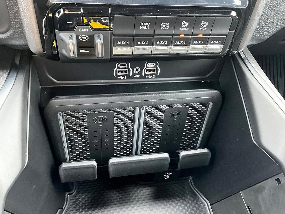 New 2026 RAM 2500 Laramie w/ Night Edition image 24