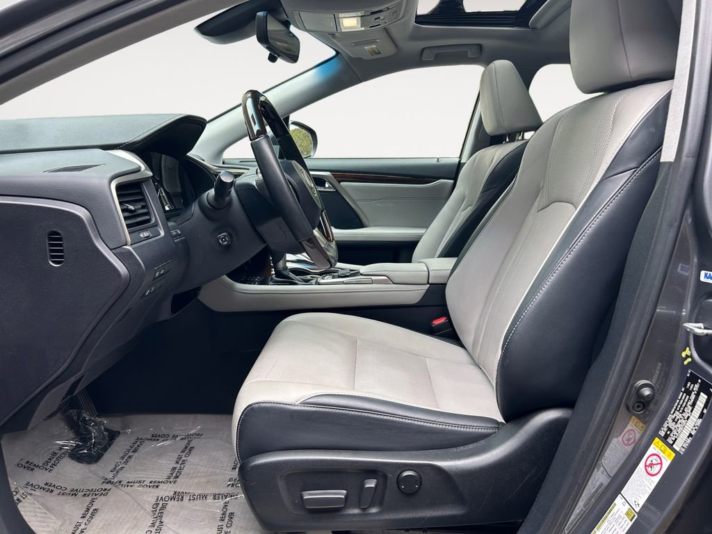 Used 2019 Lexus RX 350 FWD w/ Navigation Package image 7