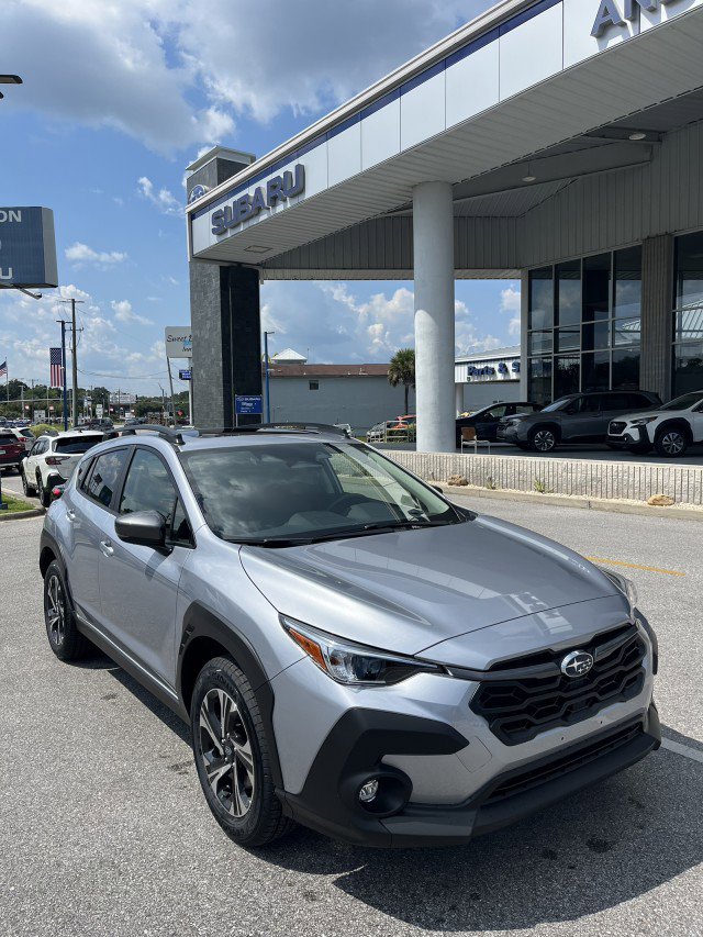 New 2025 Subaru Crosstrek 2.5i Premium image 1