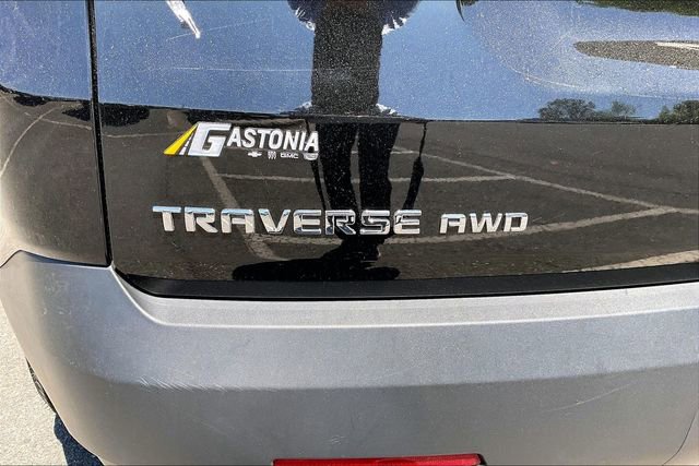 Used 2023 Chevrolet Traverse LT AWD/4WD image 23