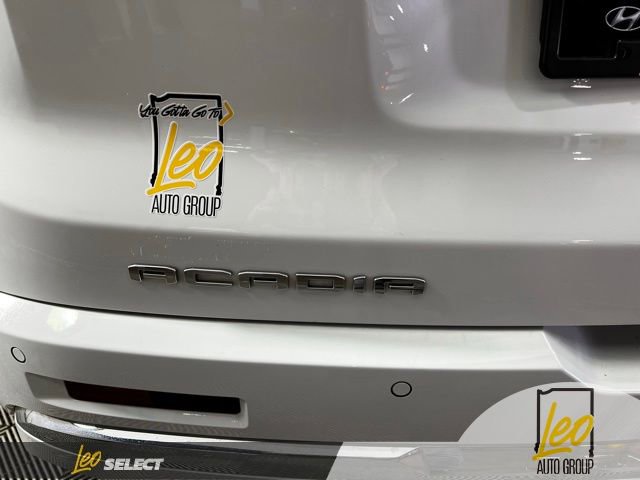 Used 2023 GMC Acadia Denali AWD/4WD image 10