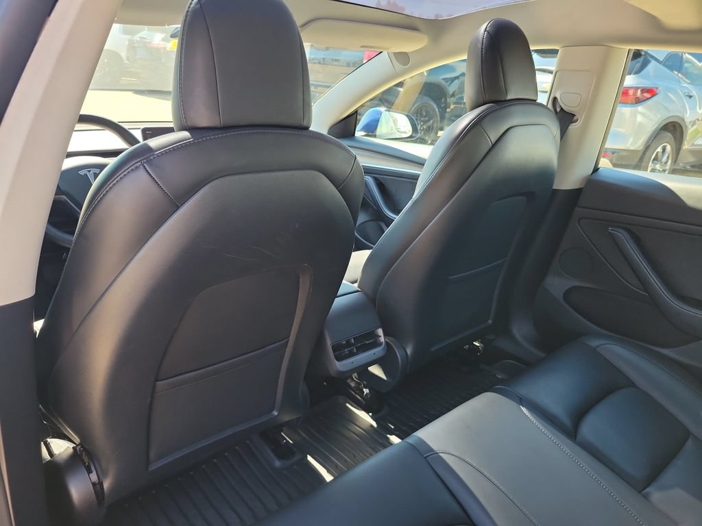 Used 2022 Tesla Model 3 Long Range AWD/4WD image 14