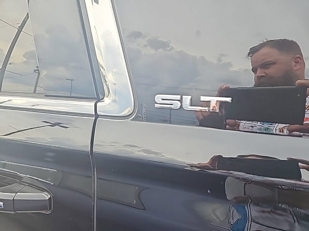 Used 2016 GMC Yukon SLT image 9