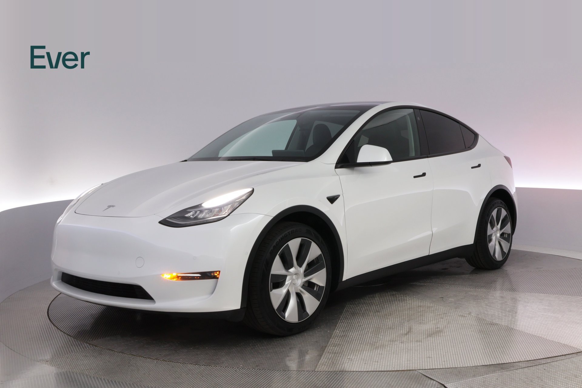 Used 2021 Tesla Model Y Long Range AWD/4WD image 2