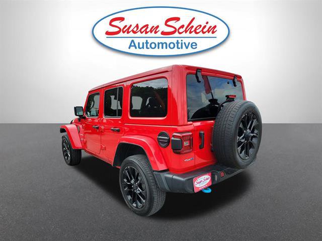 Used 2024 Jeep Wrangler Unlimited Sahara image 29