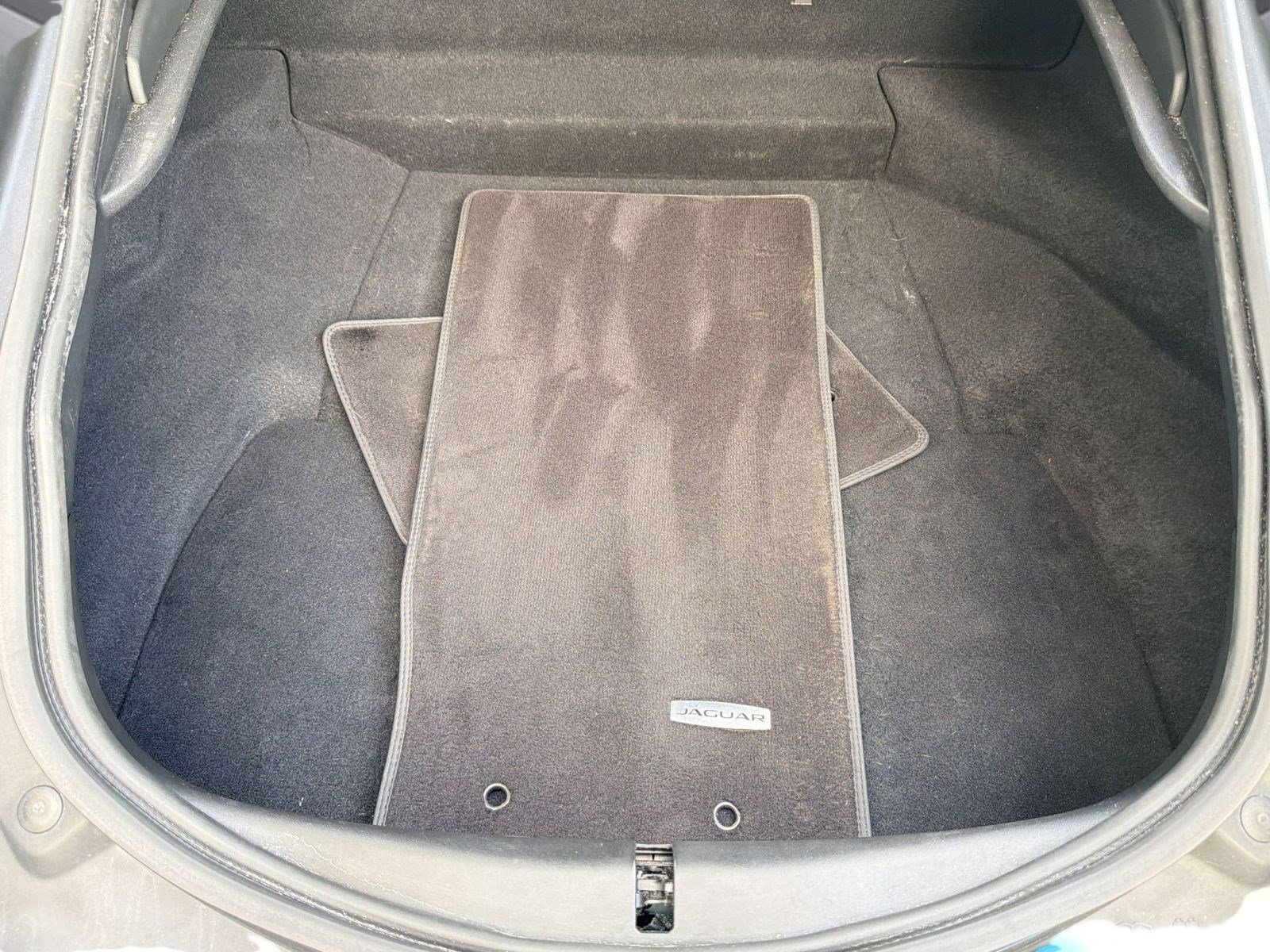 Used 2017 Jaguar F-TYPE Coupe image 32