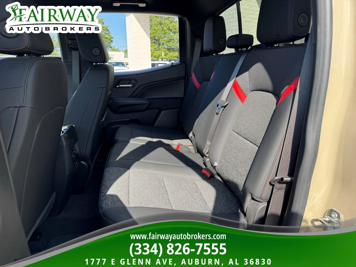 Used 2023 Chevrolet Colorado Z71 AWD/4WD image 11