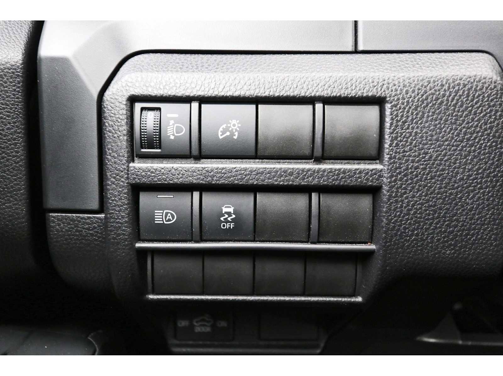 Used 2025 Toyota Tacoma SR w/ SR Upgrade Package RWD image 19