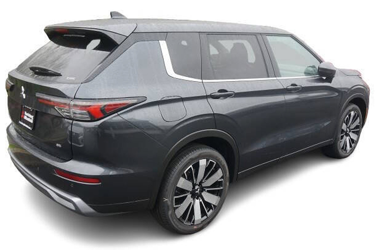 New 2025 Mitsubishi Outlander SE image 2