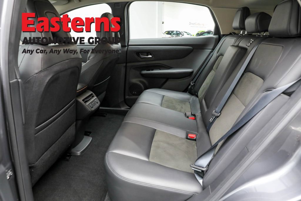 Used 2023 Nissan Ariya FWD image 22