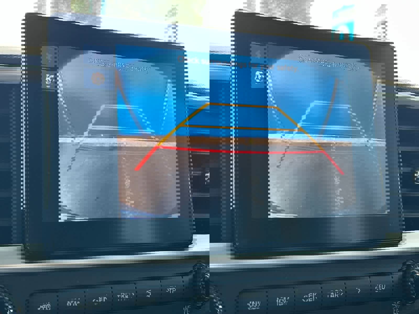 Certified 2023 Hyundai Venue SEL w/ Cargo Package image 20