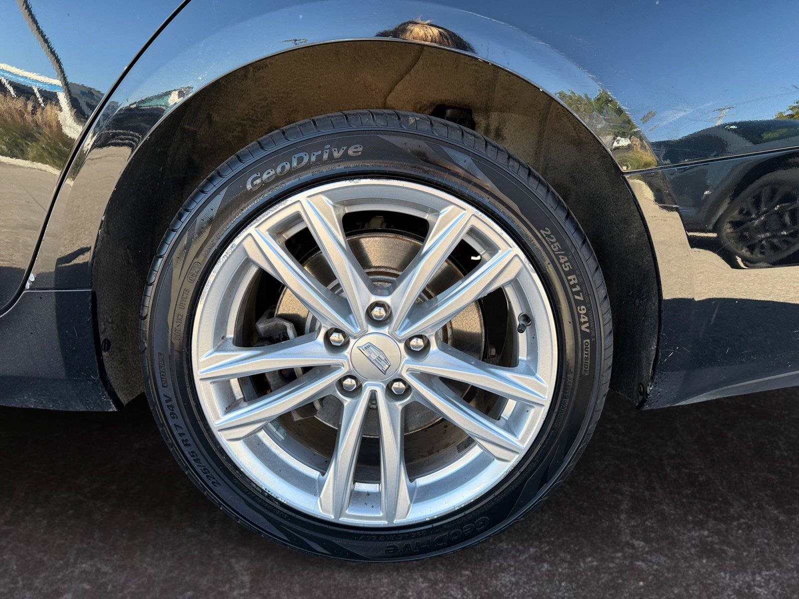 Used 2021 Cadillac CT4 Luxury AWD/4WD image 25