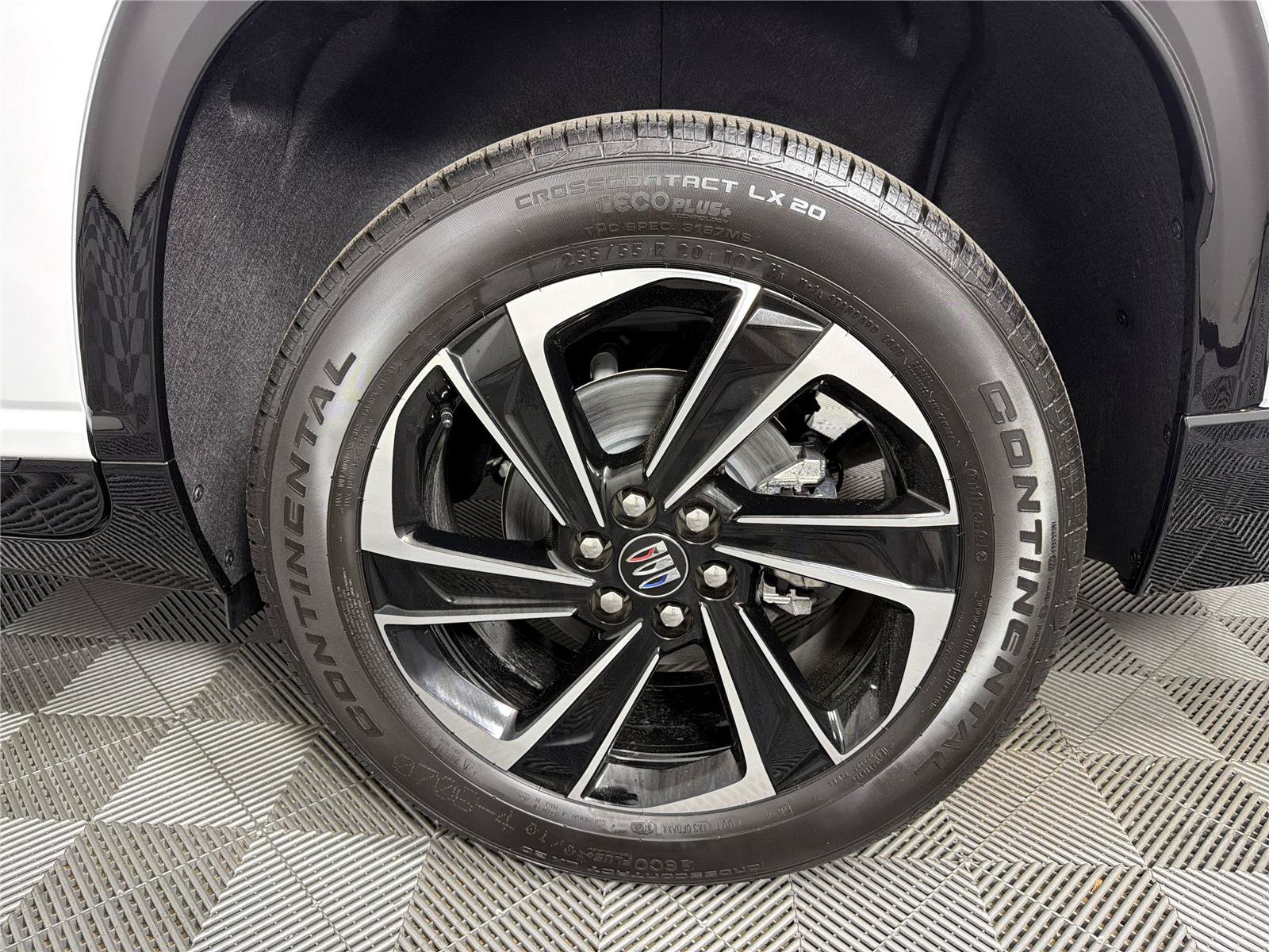 New 2026 Buick Enclave Sport Touring w/ Power Package FWD image 21