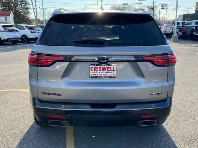Used 2023 Chevrolet Traverse Premier w/ Redline Edition image 4