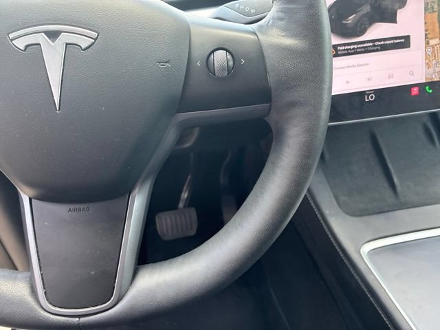 Used 2021 Tesla Model Y Long Range AWD/4WD image 23