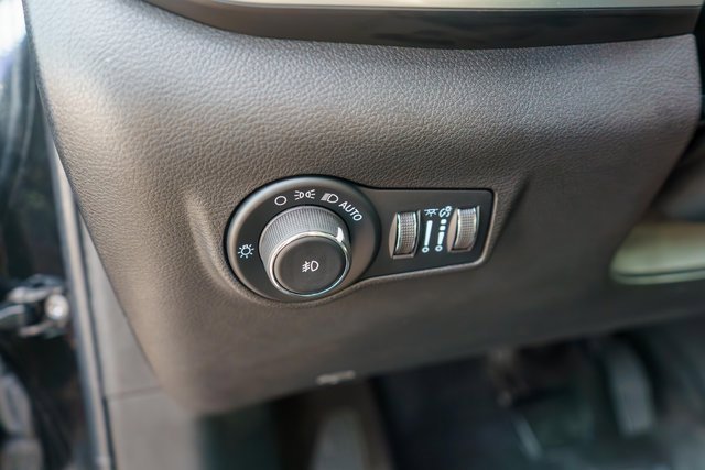 Used 2022 Jeep Compass Latitude w/ Convenience Group image 22