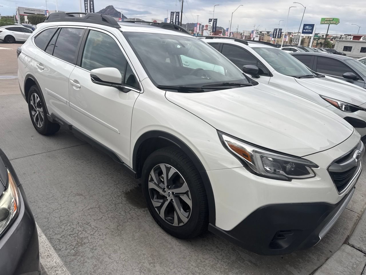 Used 2022 Subaru Outback Limited AWD/4WD image 6