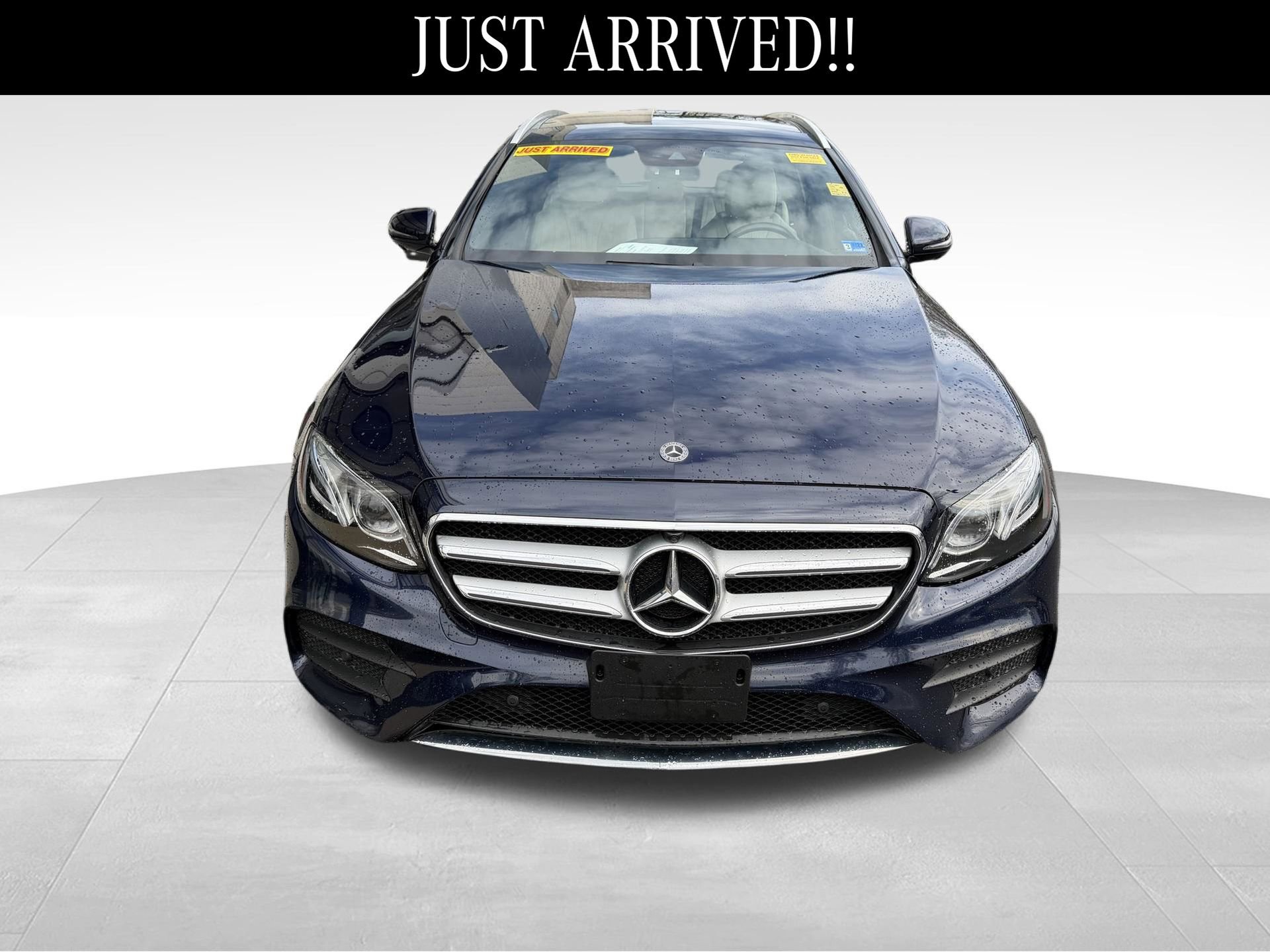 Used 2019 Mercedes-Benz E 450 4MATIC Wagon image 2