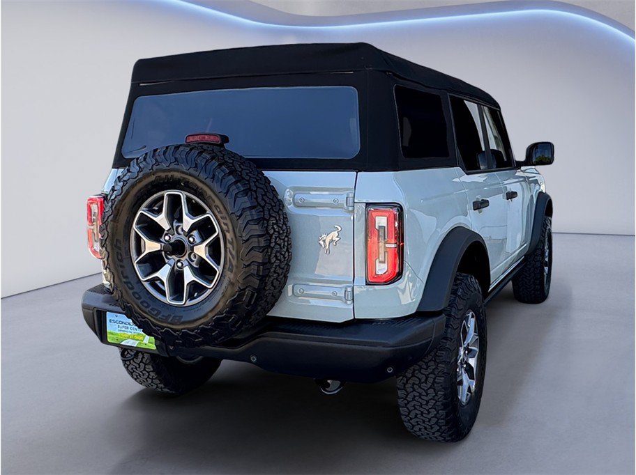Used 2023 Ford Bronco Badlands AWD/4WD image 6