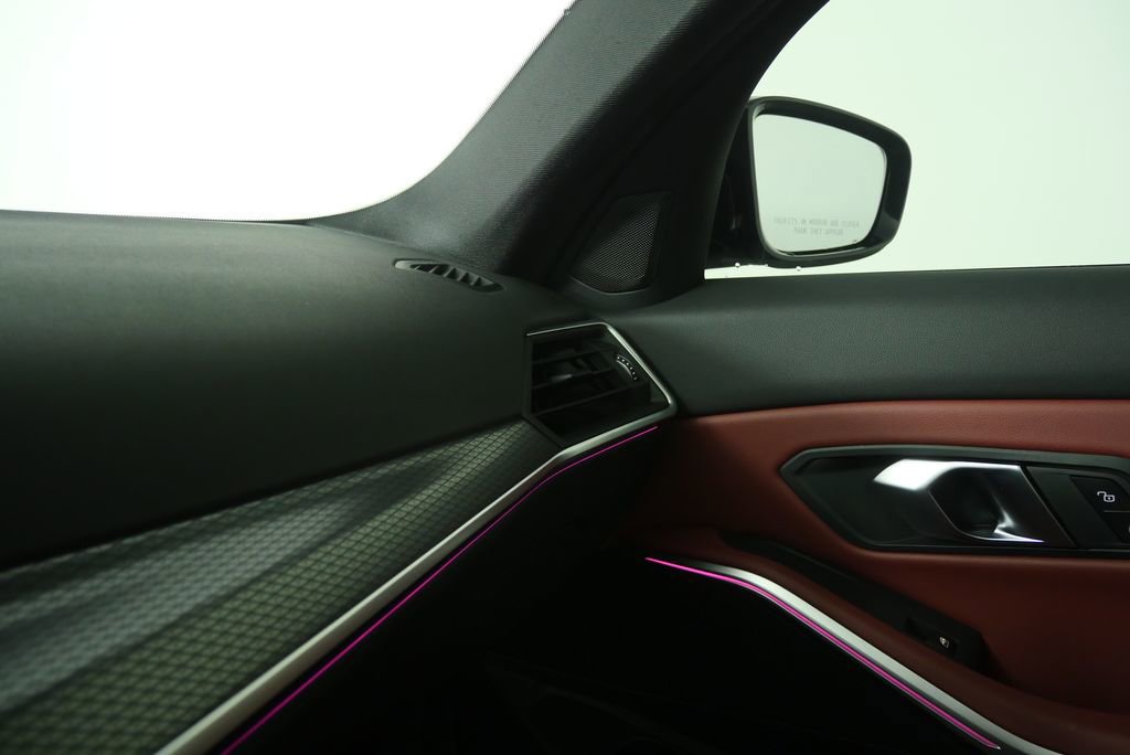 Used 2024 BMW M340i w/ Shadowloine Package image 25