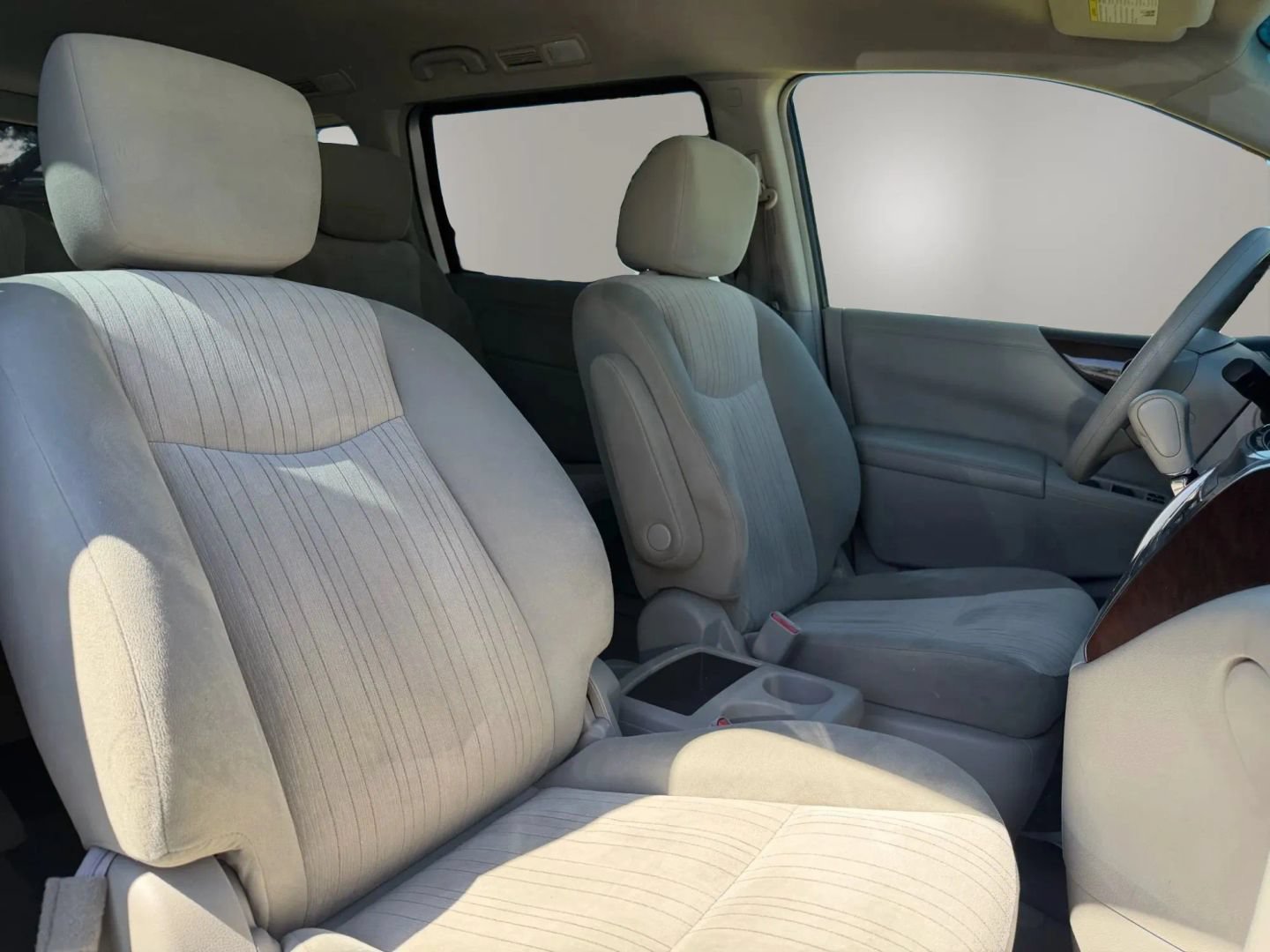 Used 2013 Nissan Quest S FWD image 13