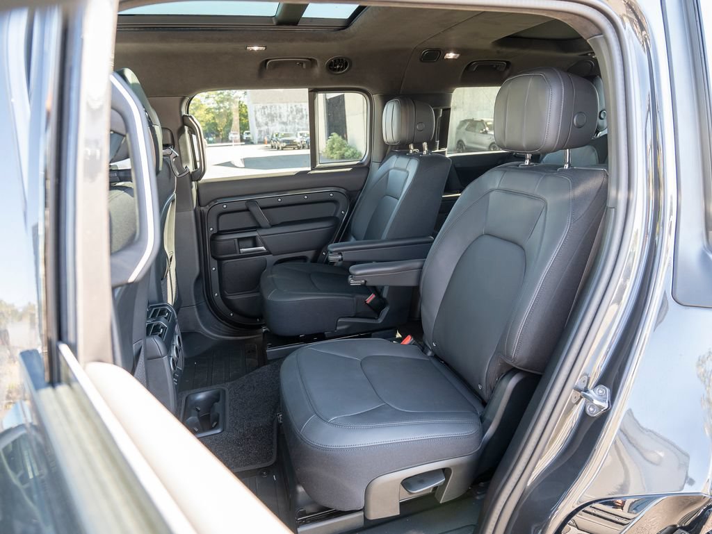 New 2026 Land Rover Defender 130 V8 image 23