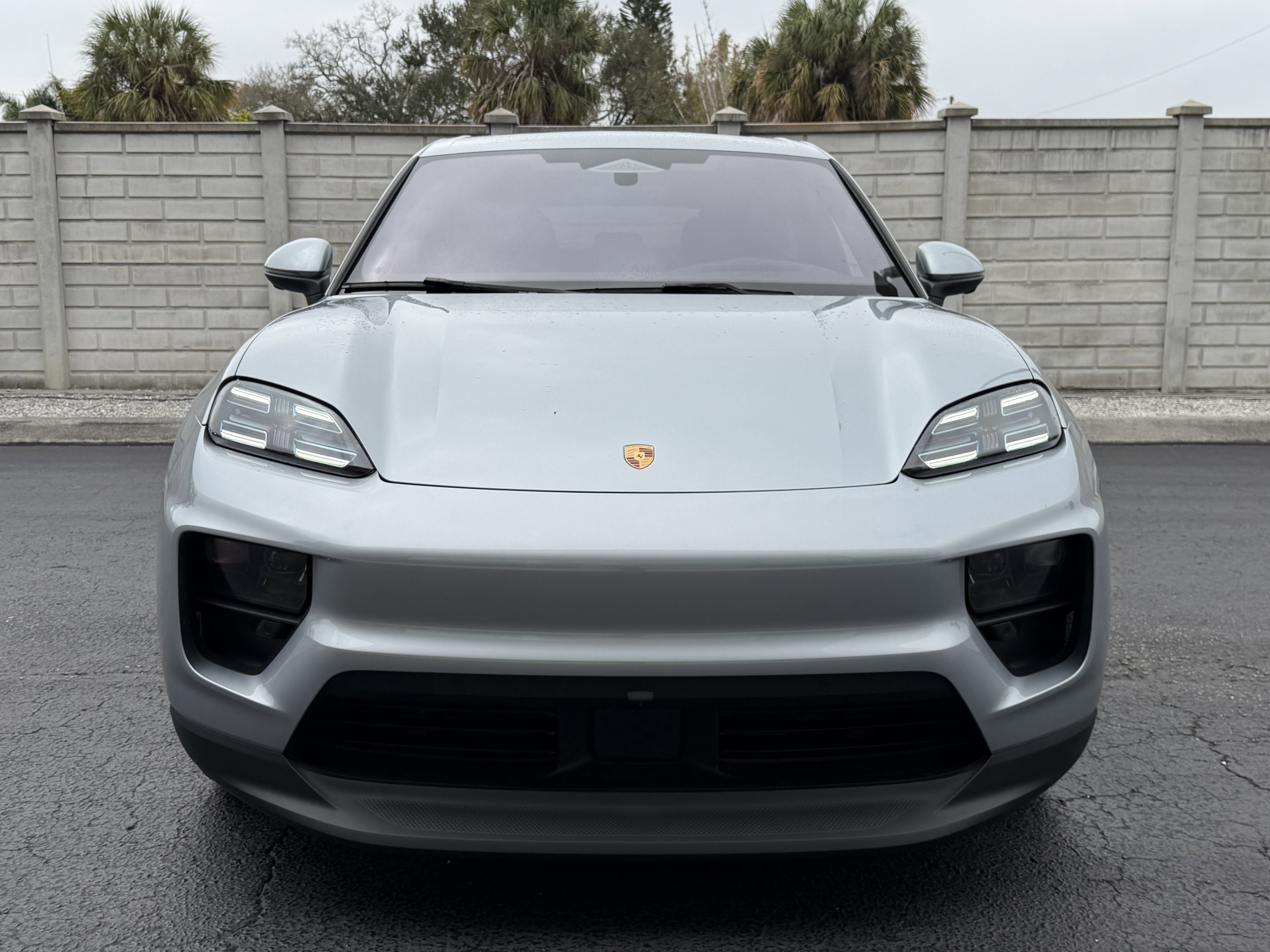 Used 2024 Porsche Macan 4 Electric image 11