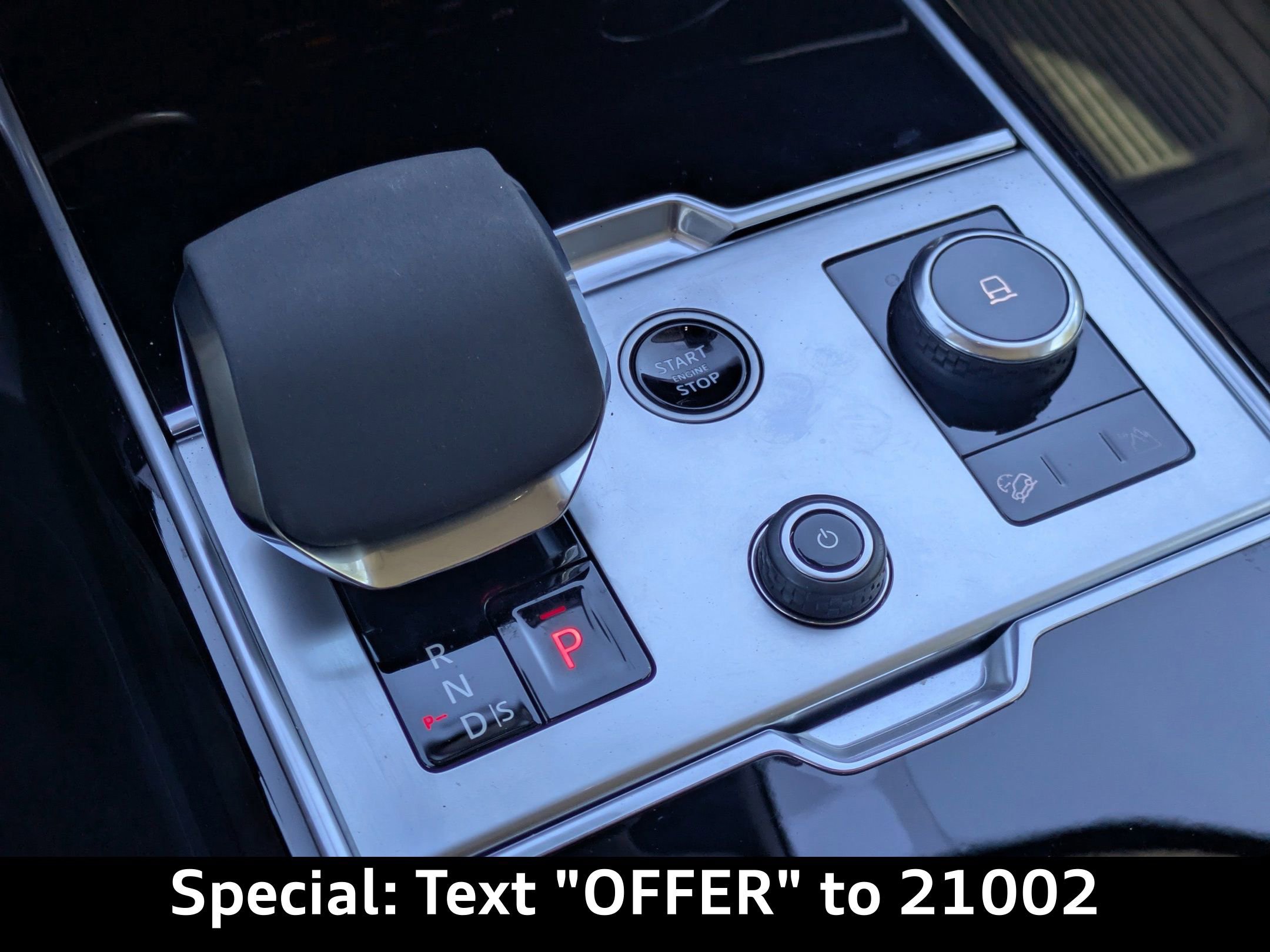 Used 2023 Land Rover Range Rover SE image 26