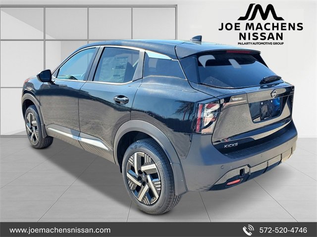 New 2026 Nissan Kicks SV image 4