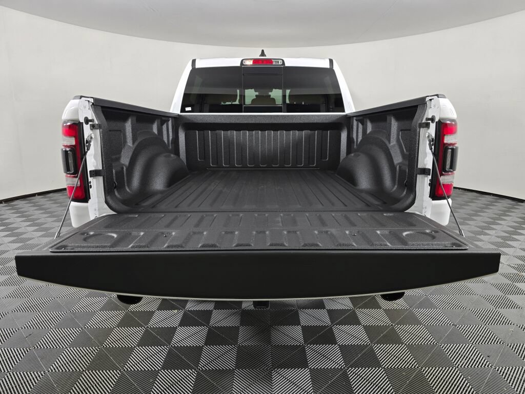 Used 2023 RAM 1500 Big Horn AWD/4WD image 14