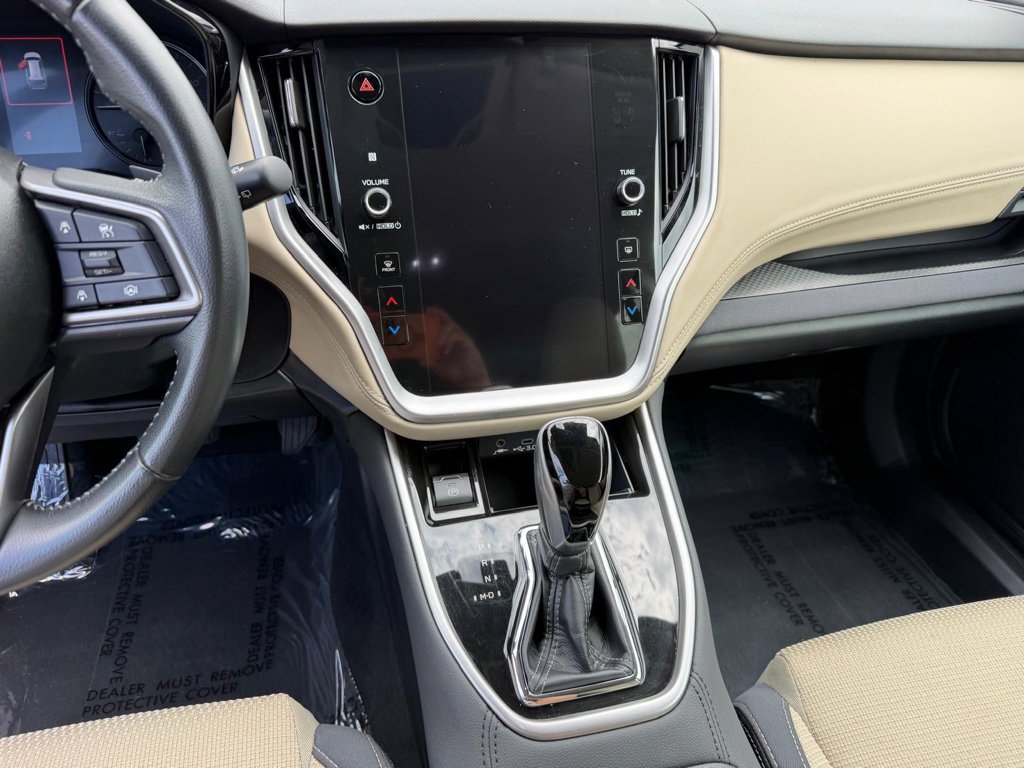 Used 2023 Subaru Outback Premium AWD/4WD image 31