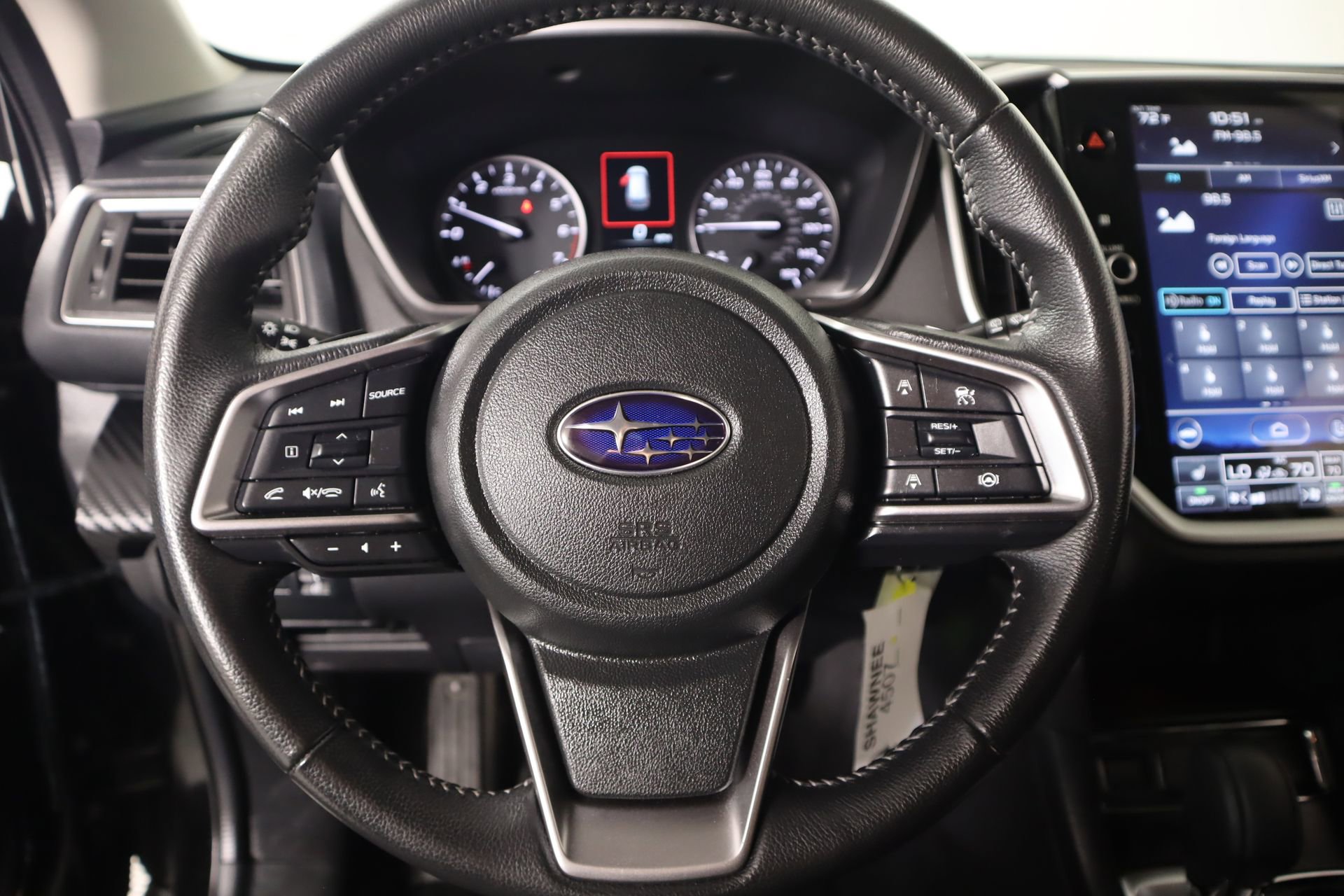 Used 2023 Subaru Ascent Premium image 3