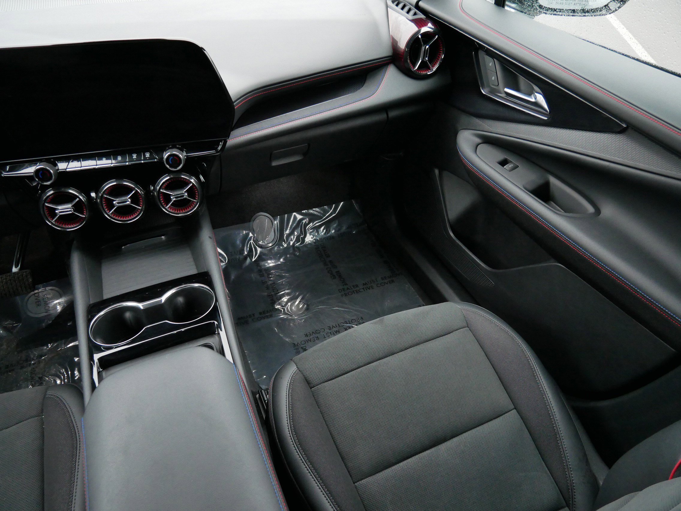 Used 2024 Chevrolet Blazer EV RS image 11