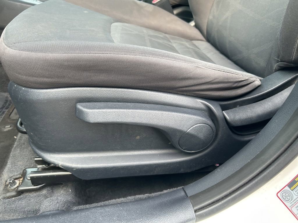 Used 2013 Kia Rio LX FWD image 16