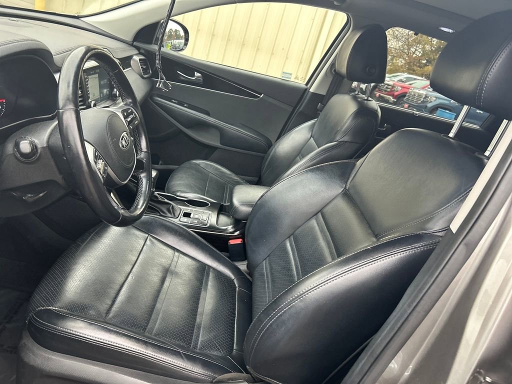 Used 2019 Kia Sorento EX w/ EX Touring Package image 15