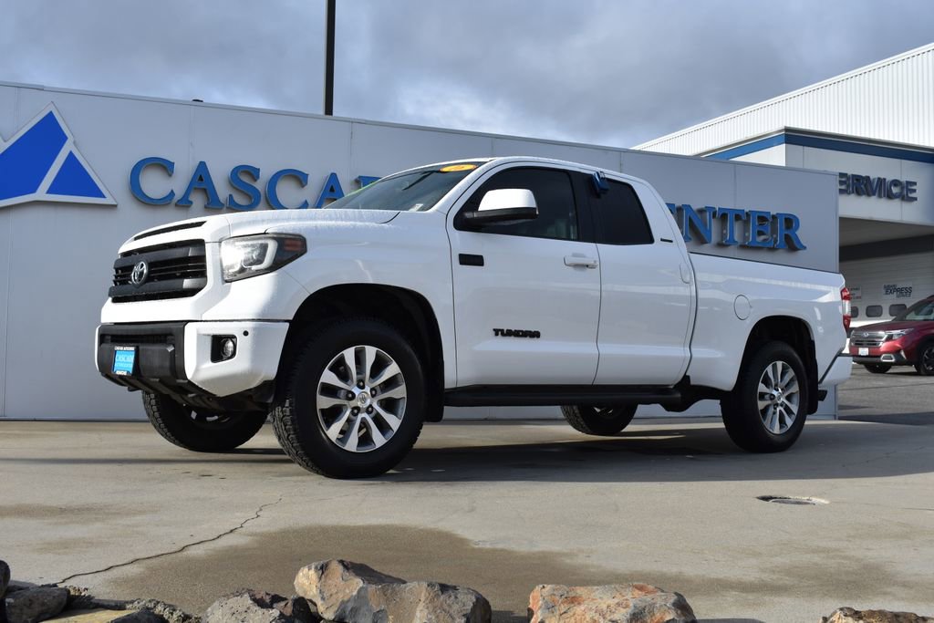 Used 2016 Toyota Tundra Limited image 1