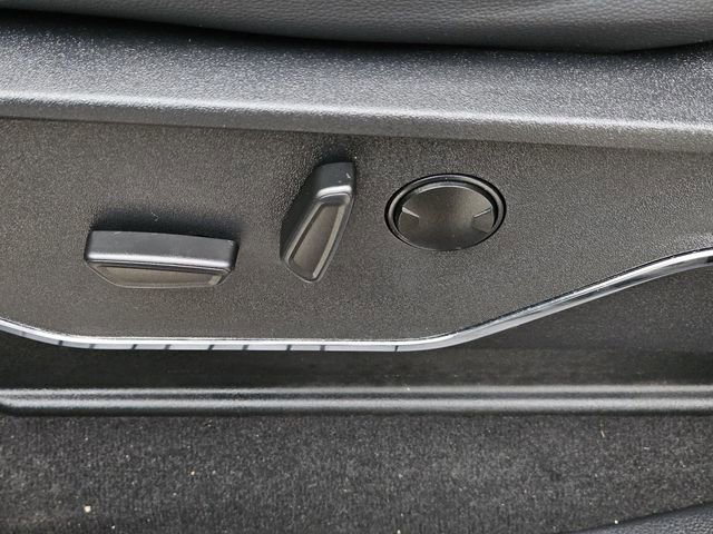Used 2024 Ford F250 Lariat w/ FX4 Off-Road Package image 32