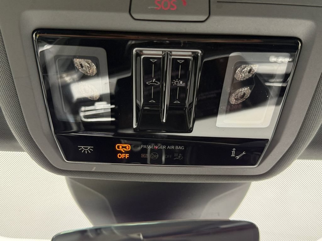 Used 2023 Audi Q4 e-tron Premium Plus w/ Premium Plus AWD/4WD image 19