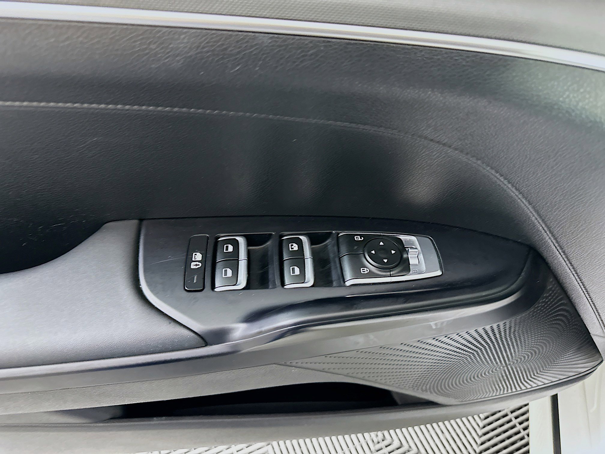 Used 2025 Kia K5 LXS FWD image 15
