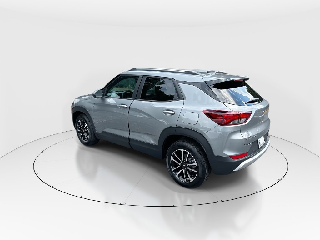 New 2026 Chevrolet TrailBlazer LT w/ LT Cold Weather Package FWD image 6