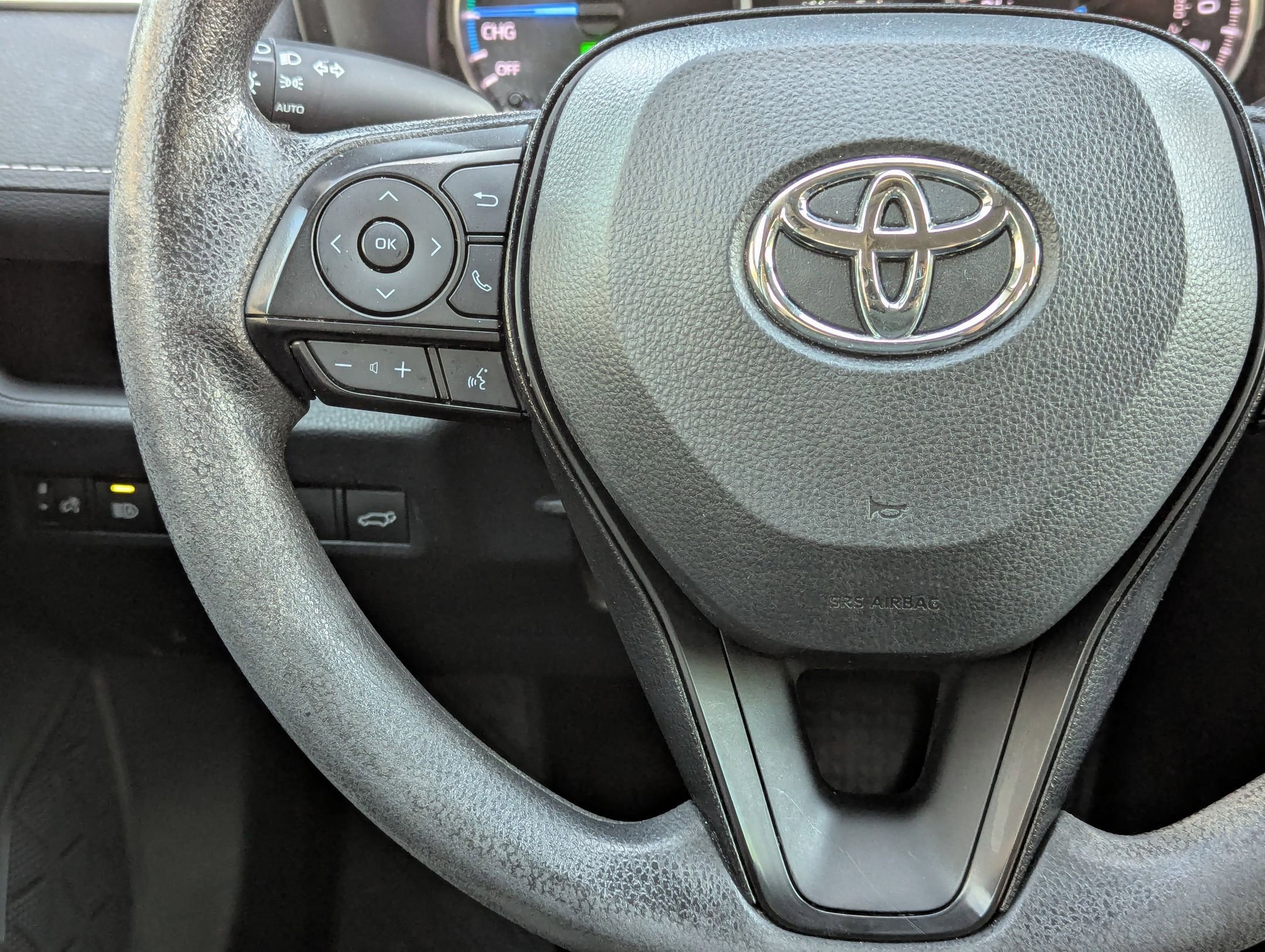Used 2022 Toyota RAV4 XLE w/ Convenience Package image 21