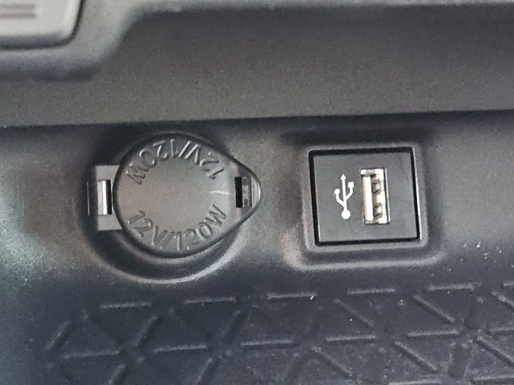 Used 2023 Toyota RAV4 LE image 15