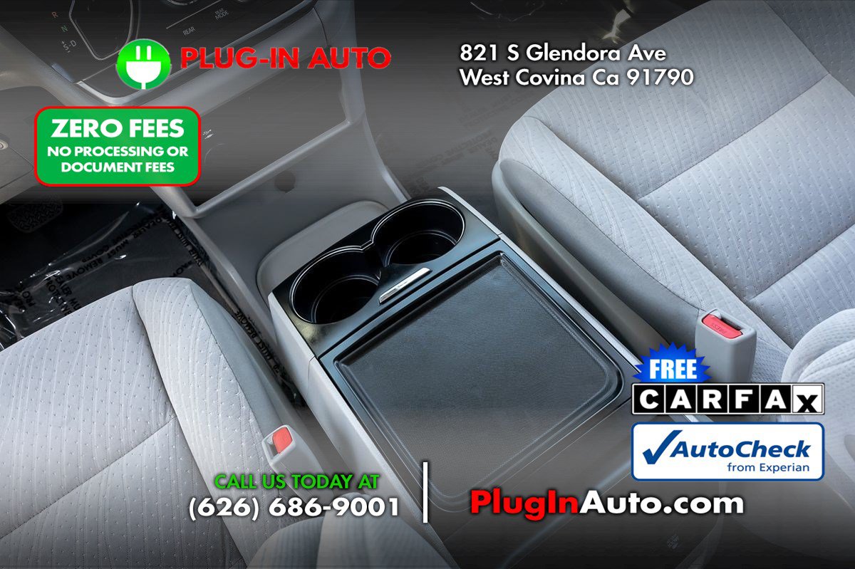 Used 2019 Toyota Sienna LE FWD image 18