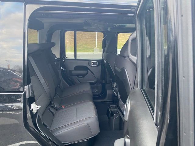 New 2026 Jeep Gladiator Mojave w/ Safety Group image 29