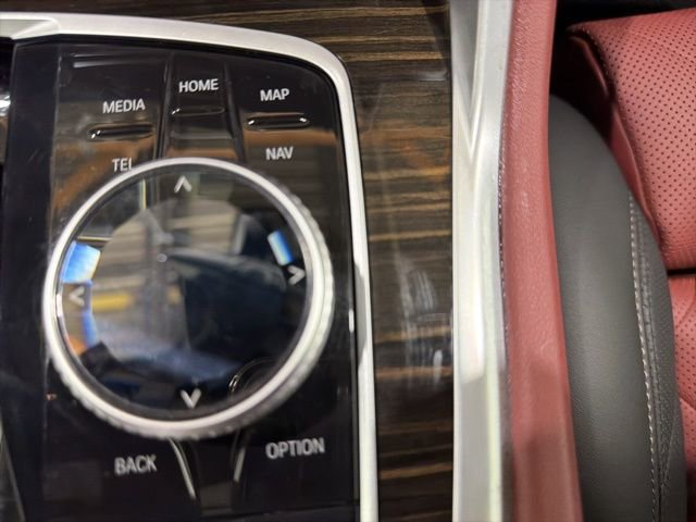 Certified 2024 BMW X6 xDrive40i w/ Executive Package image 39