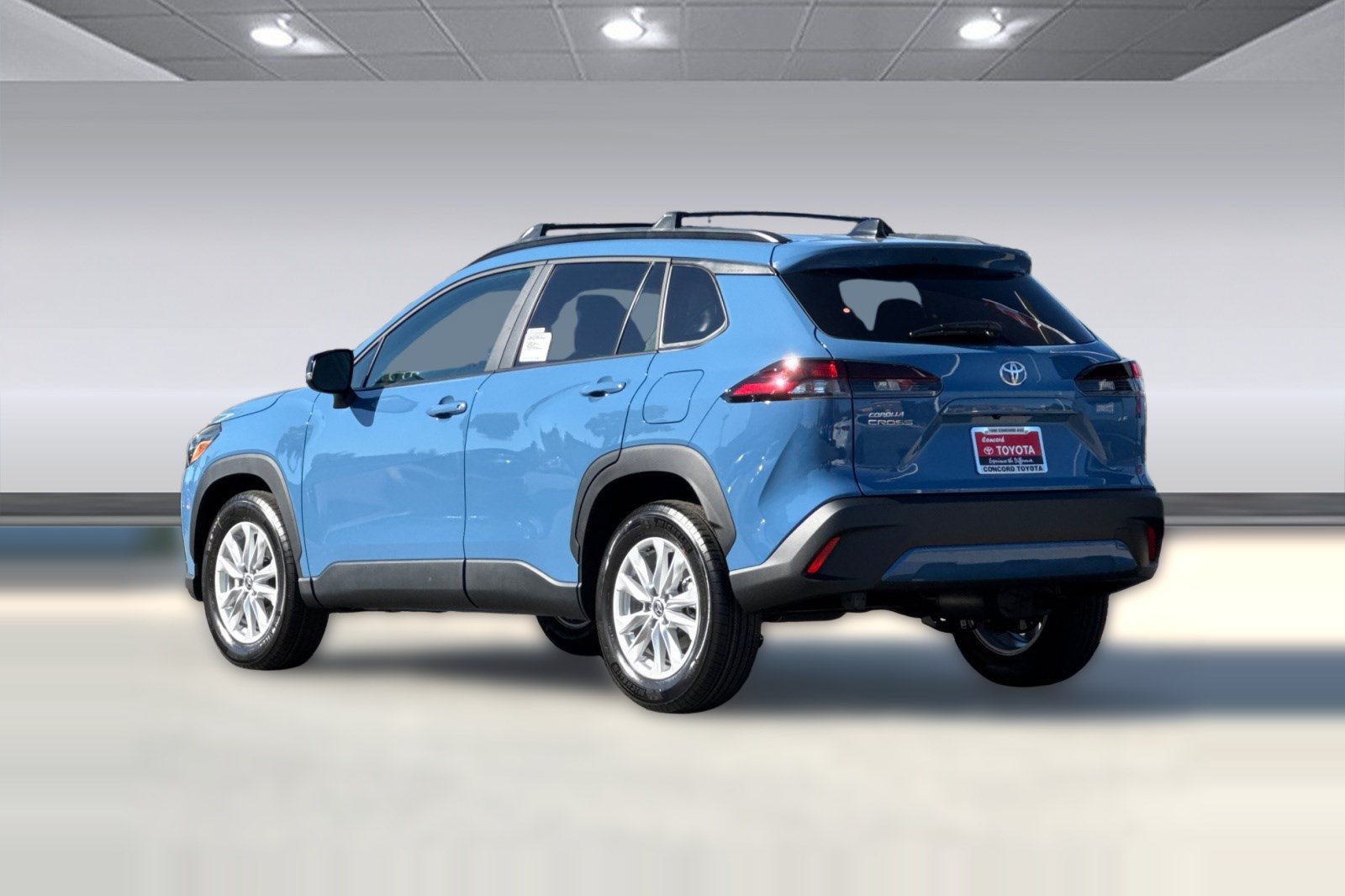 New 2026 Toyota Corolla Cross LE FWD image 3