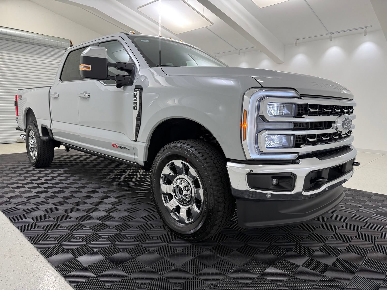 New 2026 Ford F350 Lariat w/ Lariat Ultimate Package AWD/4WD image 1