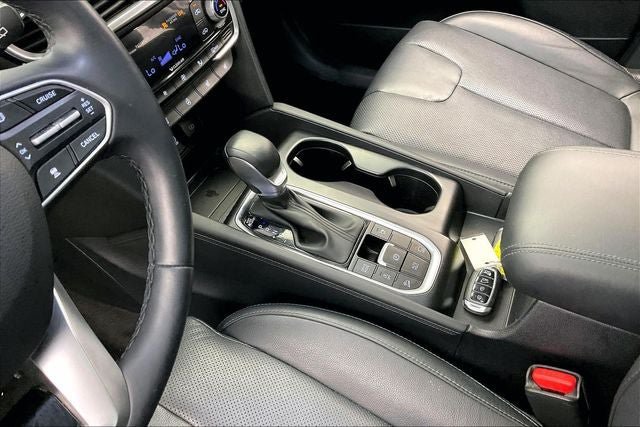 Used 2020 Hyundai Santa Fe Limited AWD/4WD image 16